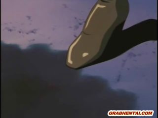 Hentai adolescent apanhada e brutalmente fodida por tentáculos monstro