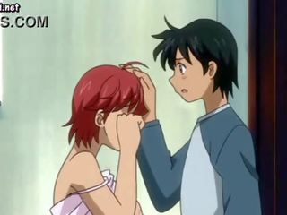 Rødhårete anime kvinne freting stikk