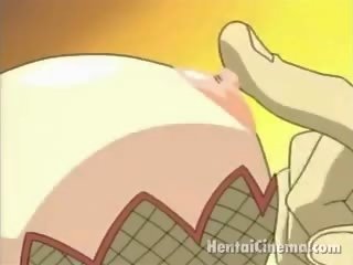 Aroused hentai luder bekommen rosa nippel neckten und glatt