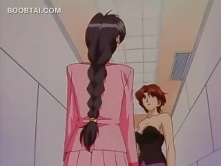 Rambut pirang animasi pornografi lesbian penyusunan di luar dengan sebuah nyaman nona