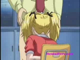 Didelis krūtys raudonplaukiai anime adolescent dulkina ir blondeee suteikia bj